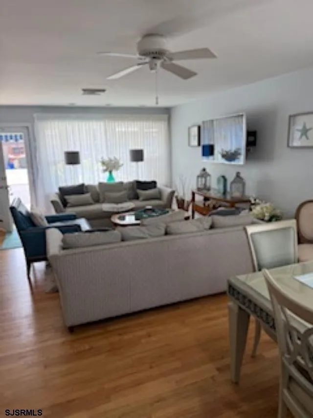 131 N Yarmouth Ave Longport, NJ 08403