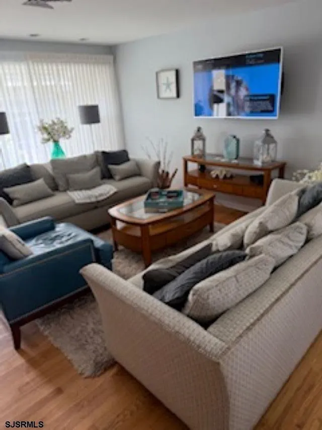 131 N Yarmouth Ave Longport, NJ 08403