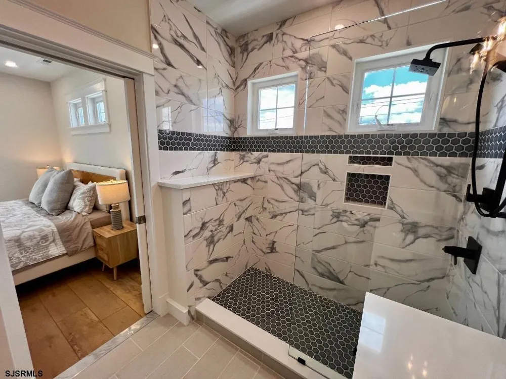 801 Stenton Pl Ocean City, NJ 08226