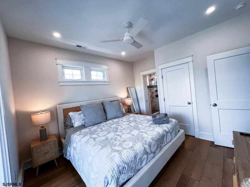 801 Stenton Pl Ocean City, NJ 08226