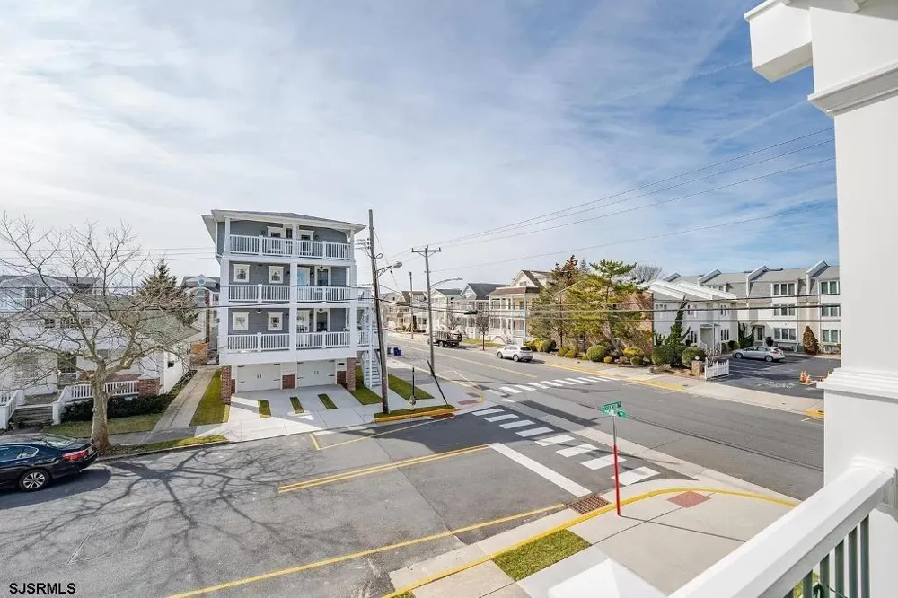 801 Stenton Pl Ocean City, NJ 08226