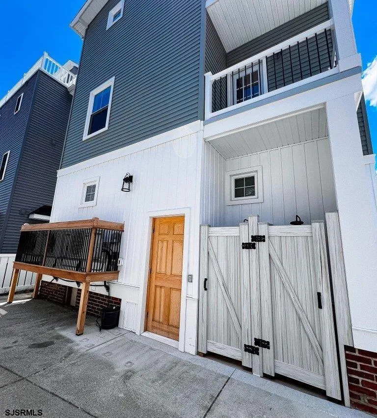 801 Stenton Pl Ocean City, NJ 08226