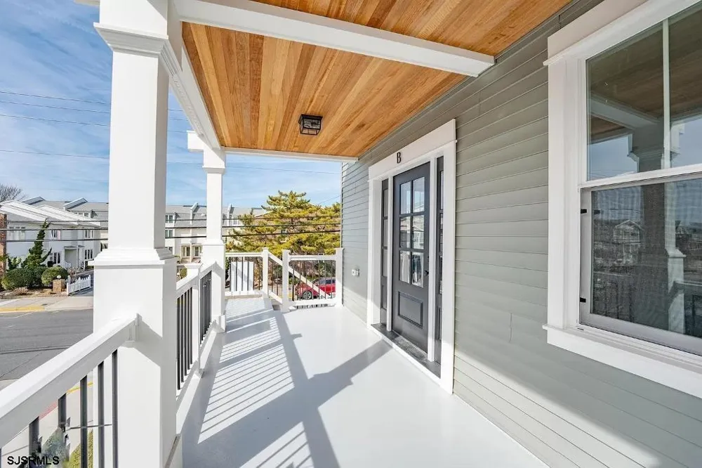 801 Stenton Pl Ocean City, NJ 08226