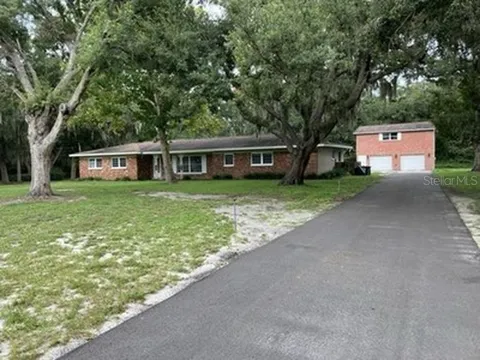 3425 HOLLAND DRIVE