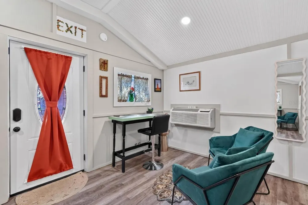 31 SANFORD STREET St Augustine, FL 32084