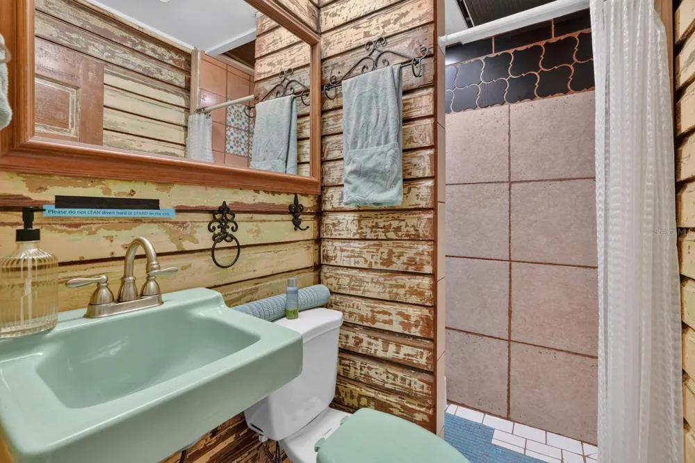 31 SANFORD STREET St Augustine, FL 32084