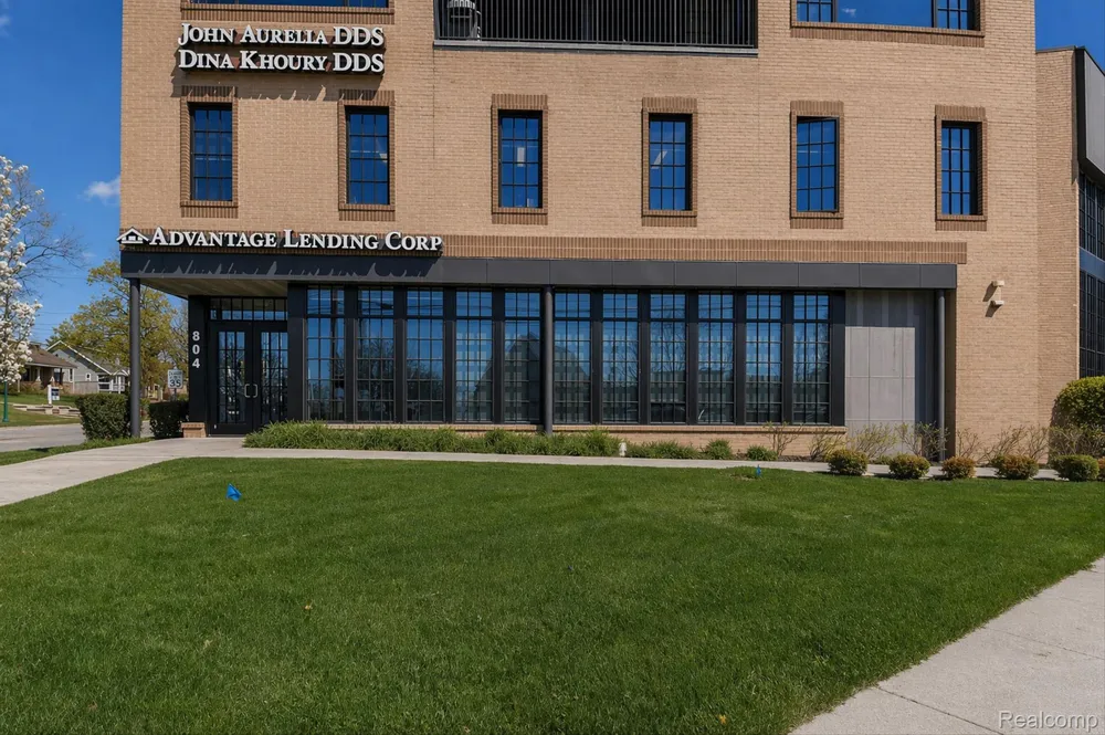 804 Main Street #3A Rochester City, MI 48307