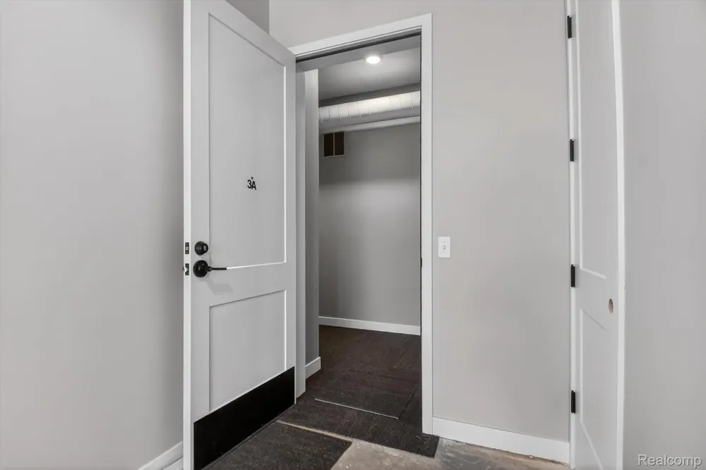 804 Main Street #3A Rochester City, MI 48307