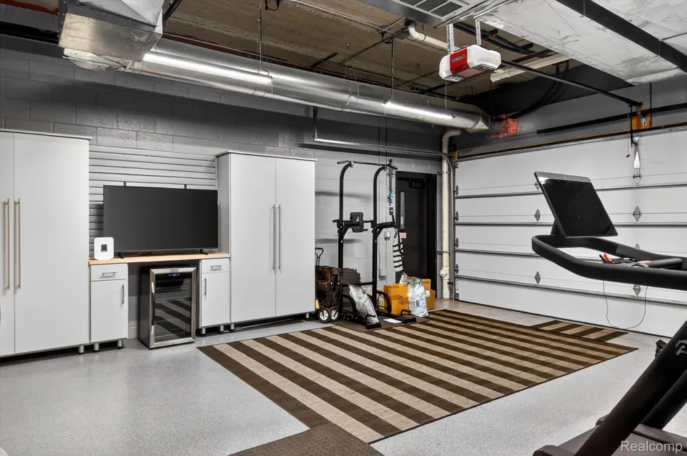 804 Main Street #3A Rochester City, MI 48307