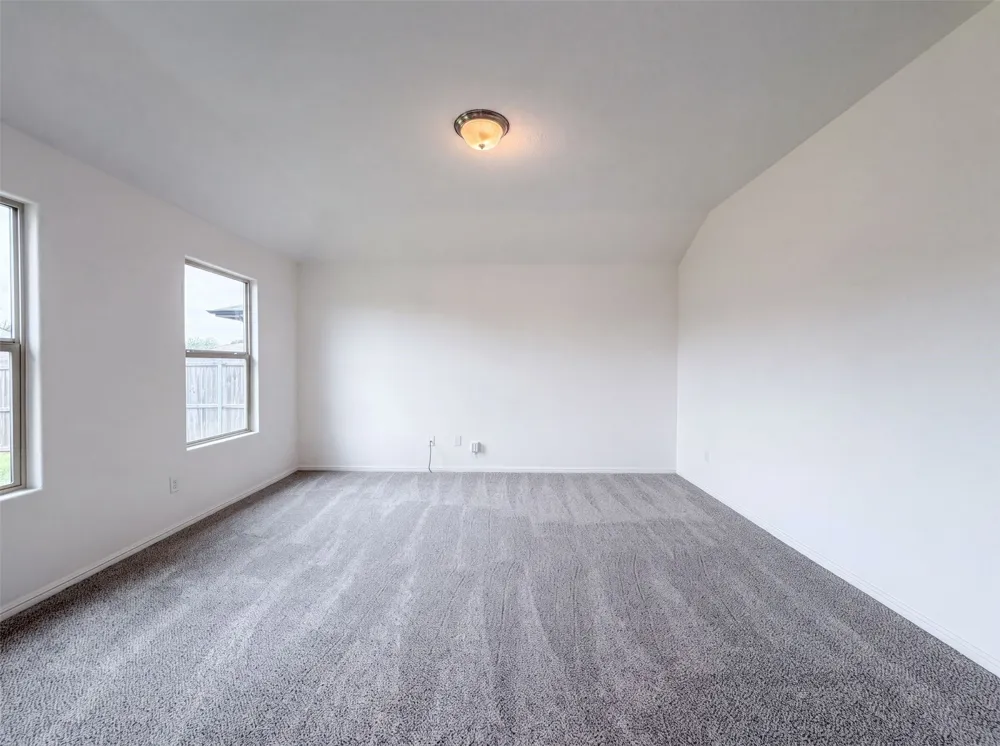 748 Wylie Street Crowley, TX 76036