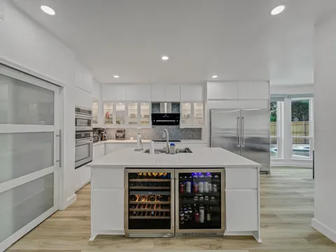 3608 Parkhurst Circle