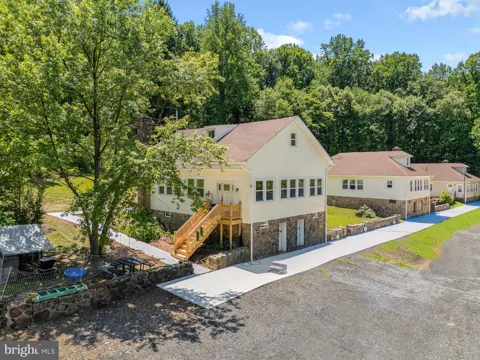 71 DREAMLAND PARK DRIVE