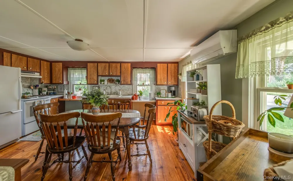 5915-5917 RT-82 Stanfordville, NY 12581
