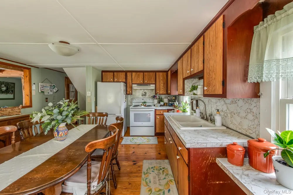 5915-5917 RT-82 Stanfordville, NY 12581