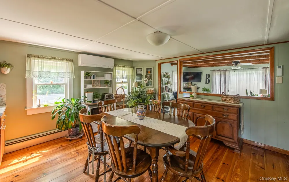 5915-5917 RT-82 Stanfordville, NY 12581