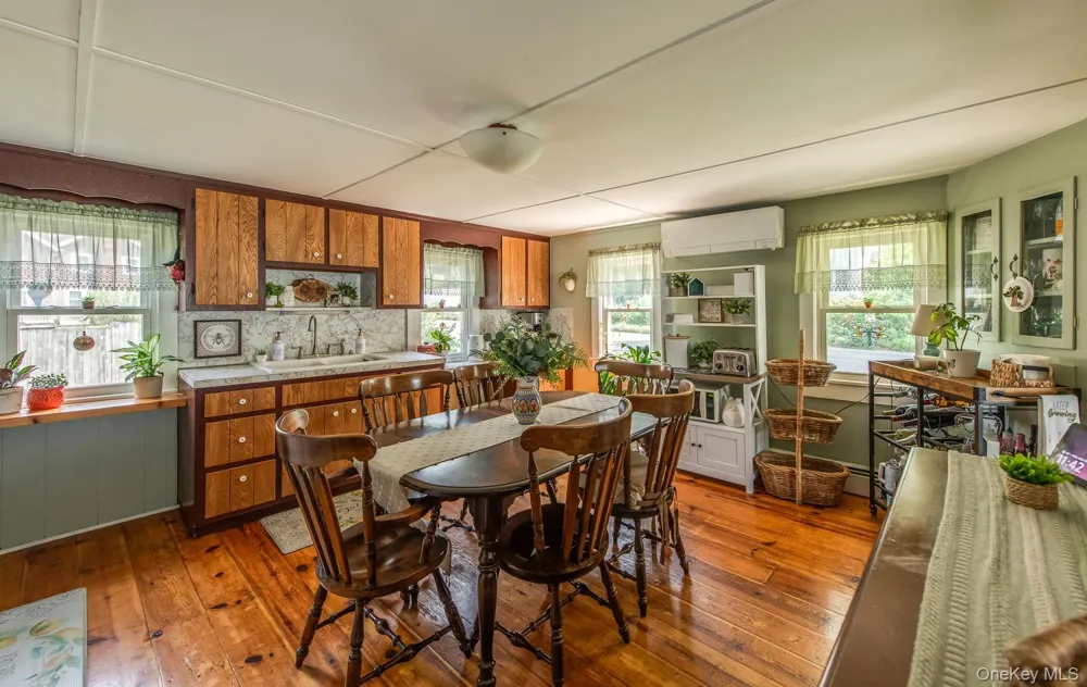 5915-5917 RT-82 Stanfordville, NY 12581
