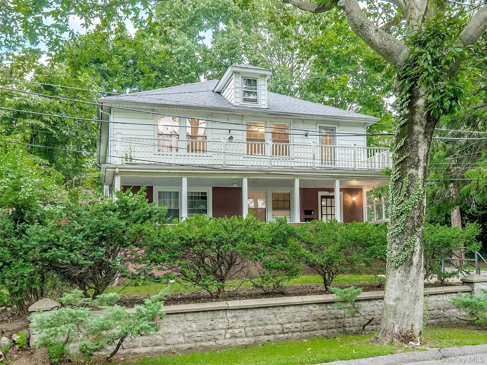 5 Titus Road #2 Glen Cove, NY 11542