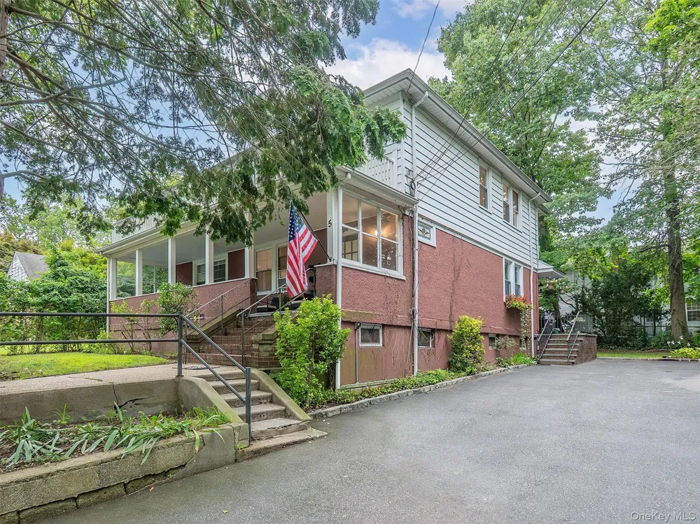 5 Titus Road #2 Glen Cove, NY 11542