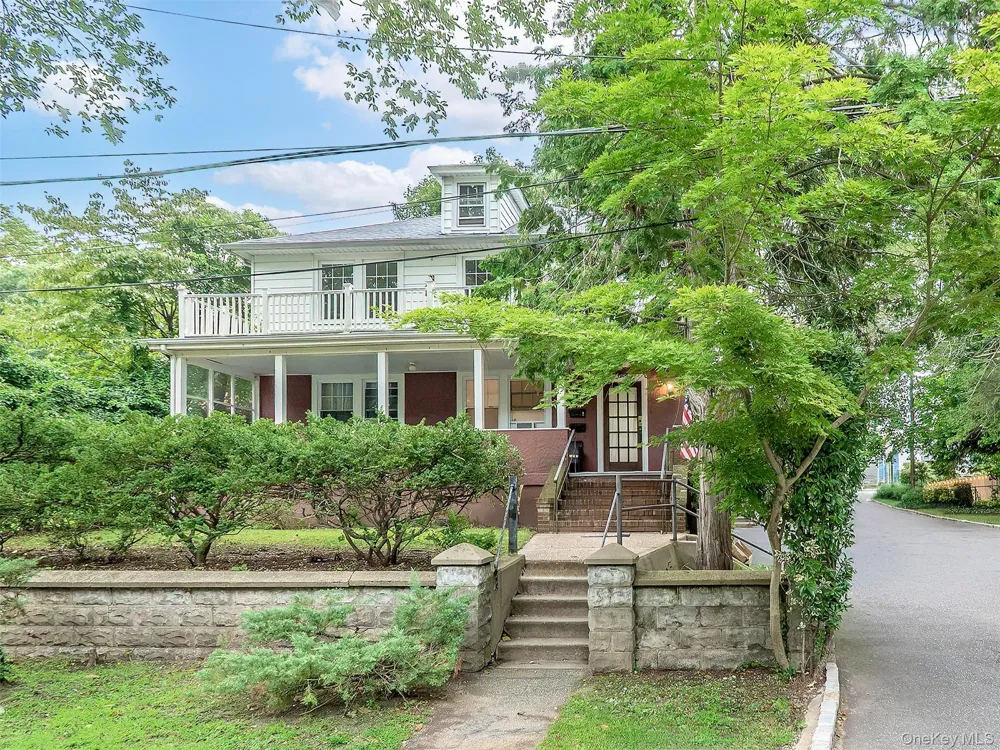 5 Titus Road #2 Glen Cove, NY 11542