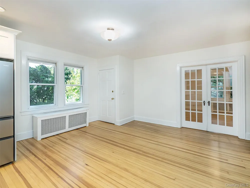 5 Titus Road #2 Glen Cove, NY 11542