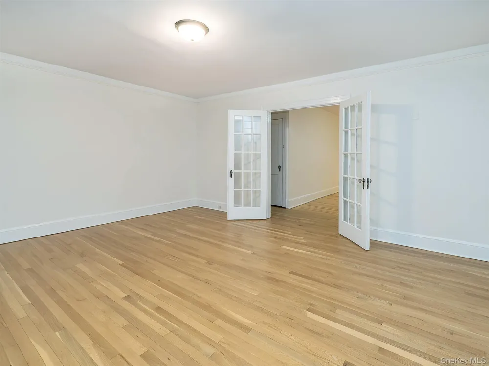 5 Titus Road #2 Glen Cove, NY 11542