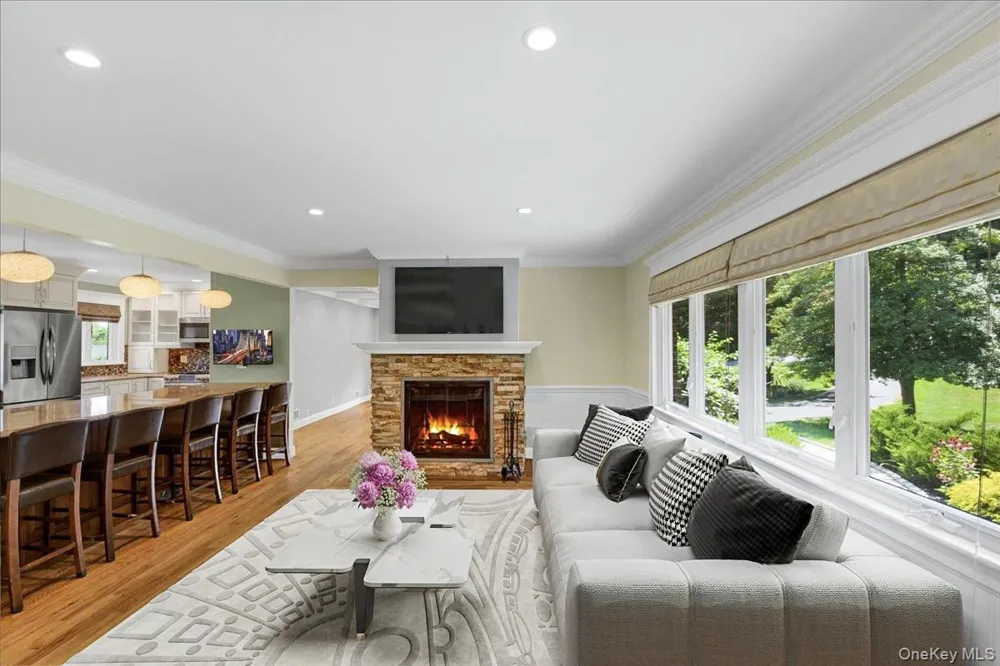 236 Westlake Drive Valhalla, NY 10595