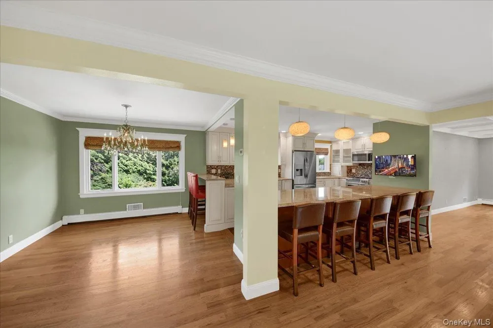 236 Westlake Drive Valhalla, NY 10595