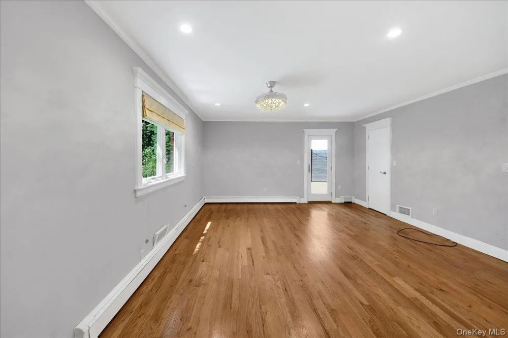 236 Westlake Drive Valhalla, NY 10595