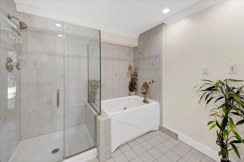 236 Westlake Drive Valhalla, NY 10595