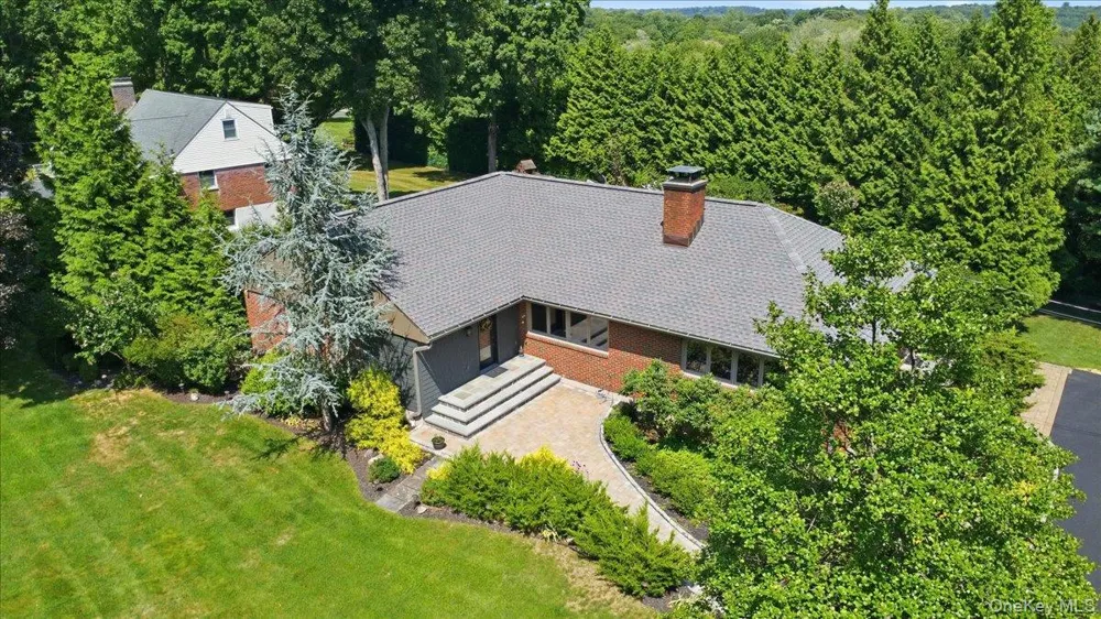 236 Westlake Drive Valhalla, NY 10595