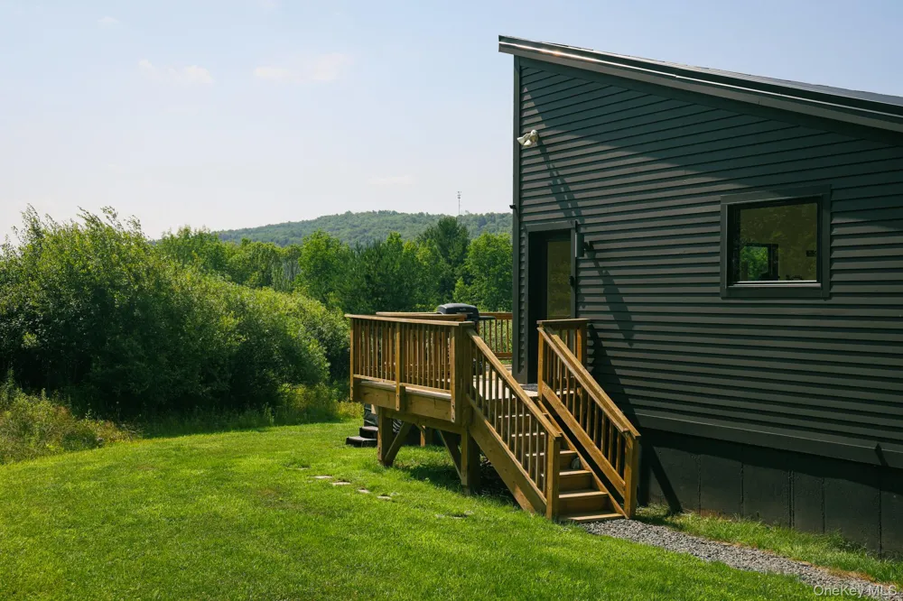 12 Durr Road Jeffersonville, NY 12748