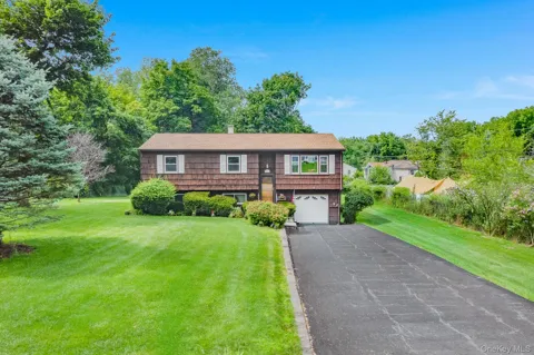 26 Bowdoin Lane