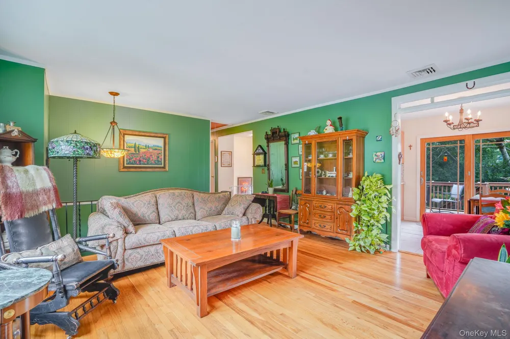 26 Bowdoin Lane Wappingers Falls, NY 12590
