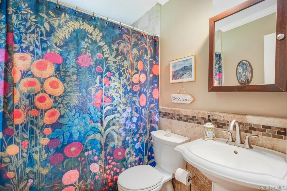 26 Bowdoin Lane Wappingers Falls, NY 12590