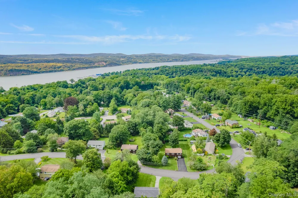 26 Bowdoin Lane Wappingers Falls, NY 12590