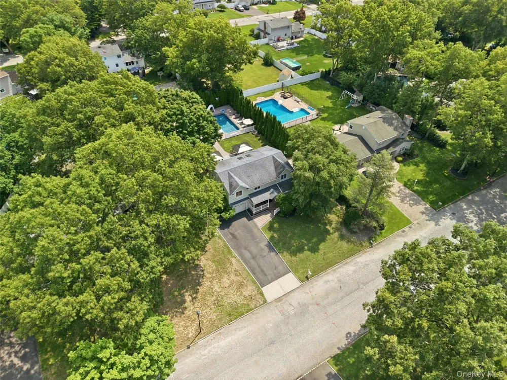 9 Mount Sinai Avenue S Port Jefferson Station, NY 11776