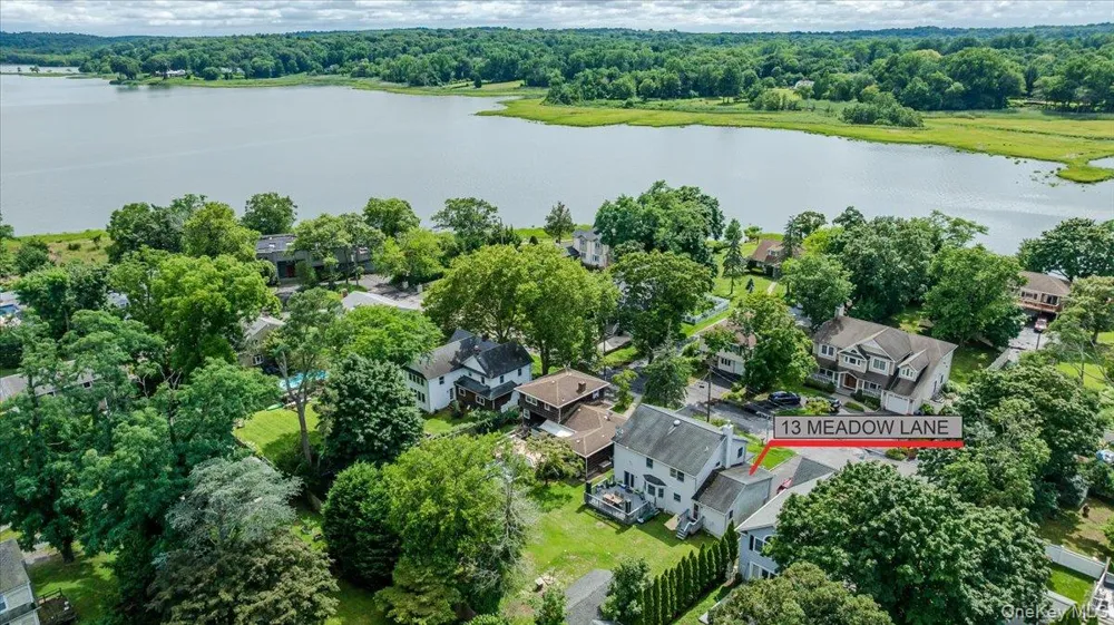 13 Meadow Lane Bayville, NY 11709