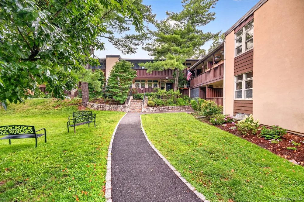 95 Wiltshire Road #C 16 Scarsdale, NY 10583