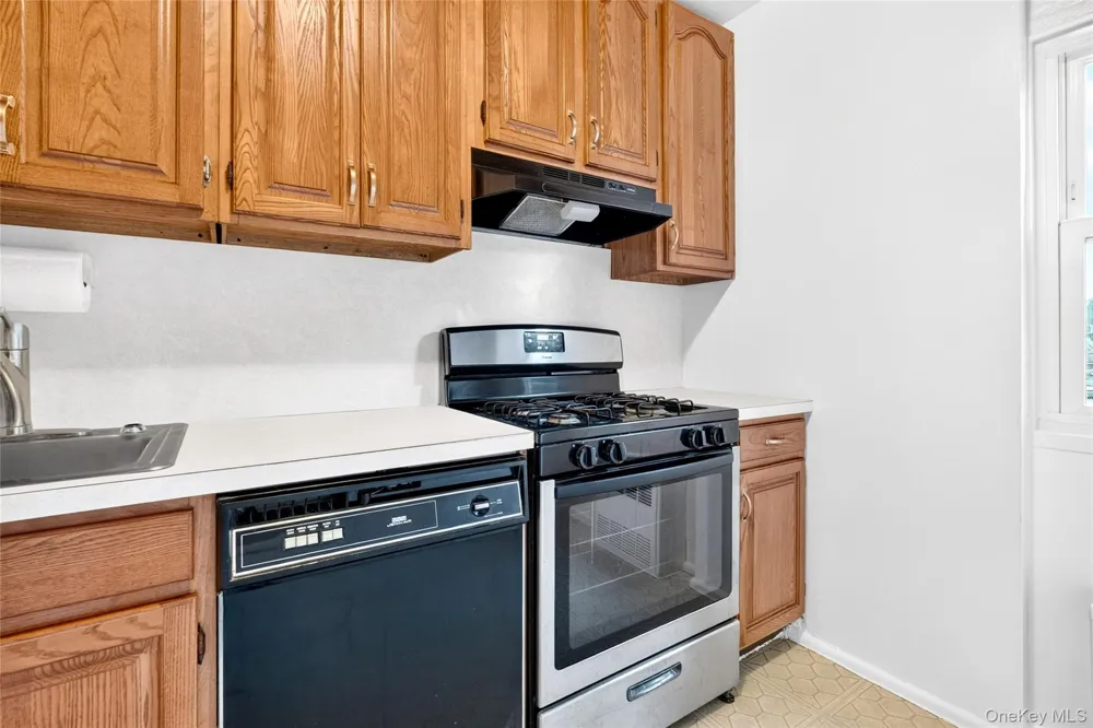 95 Wiltshire Road #C 16 Scarsdale, NY 10583