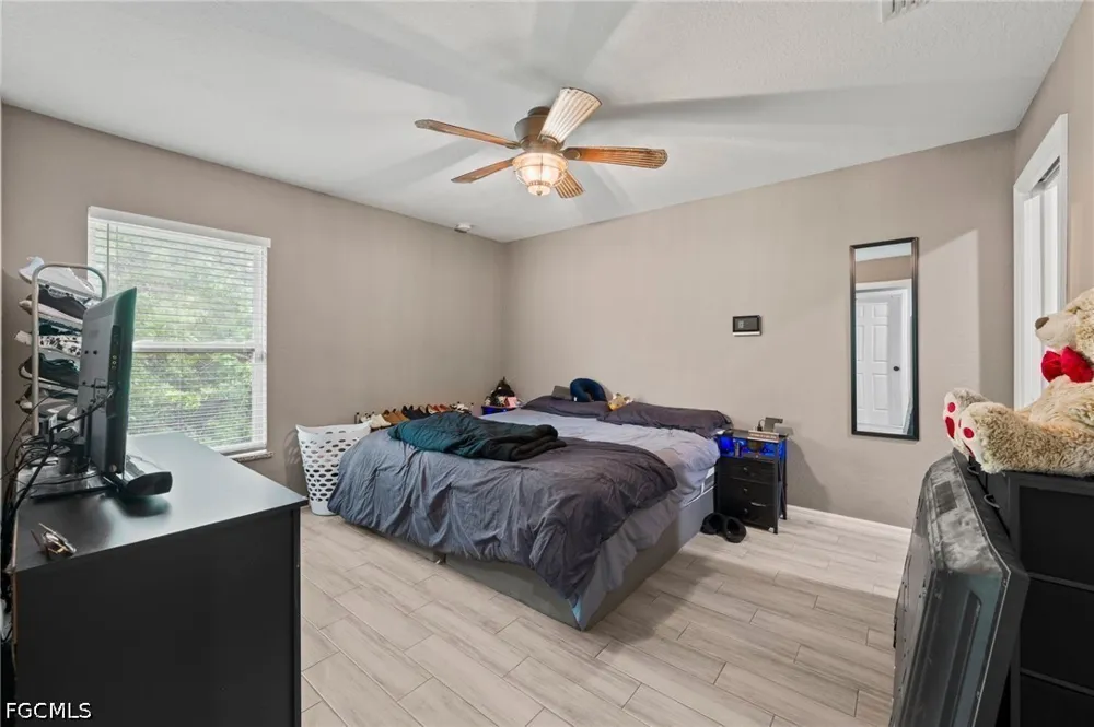 Dania Circle Labelle, FL 33935