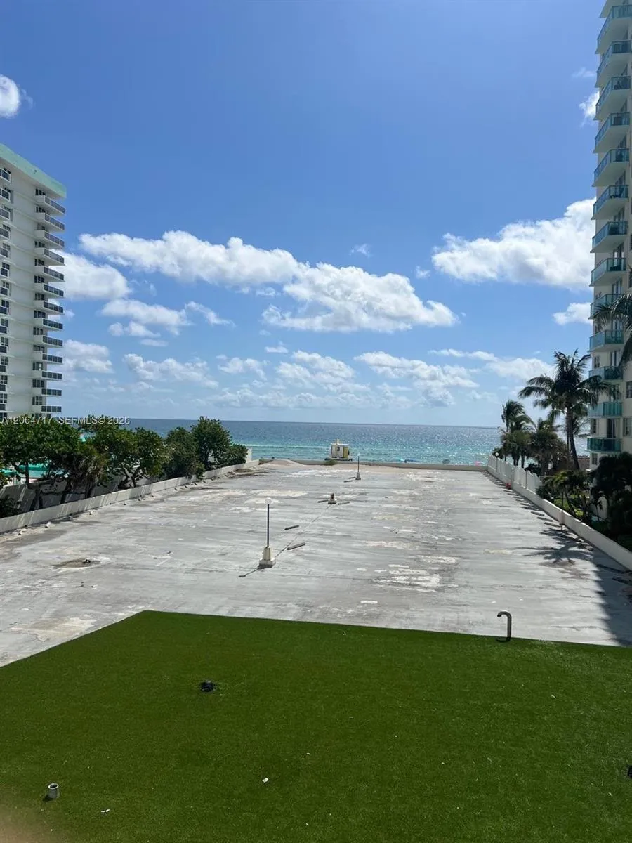 3801 S Ocean Dr #3X Hollywood, FL 33019