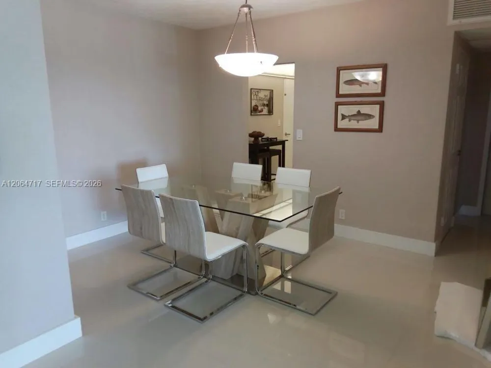 3801 S Ocean Dr #3X Hollywood, FL 33019