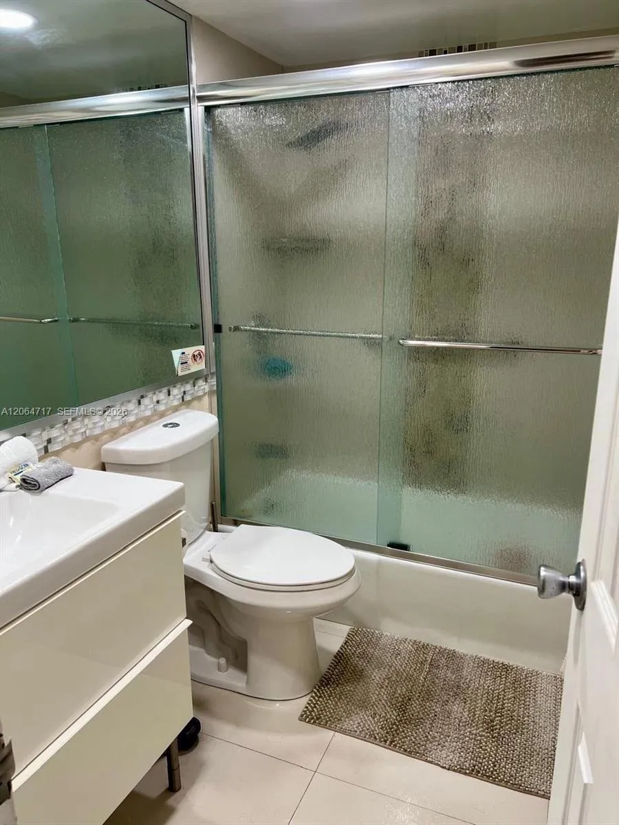 3801 S Ocean Dr #3X Hollywood, FL 33019