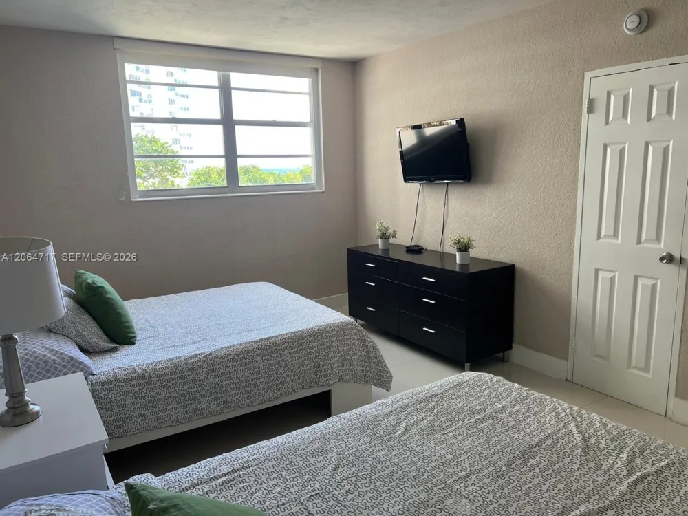 3801 S Ocean Dr #3X Hollywood, FL 33019