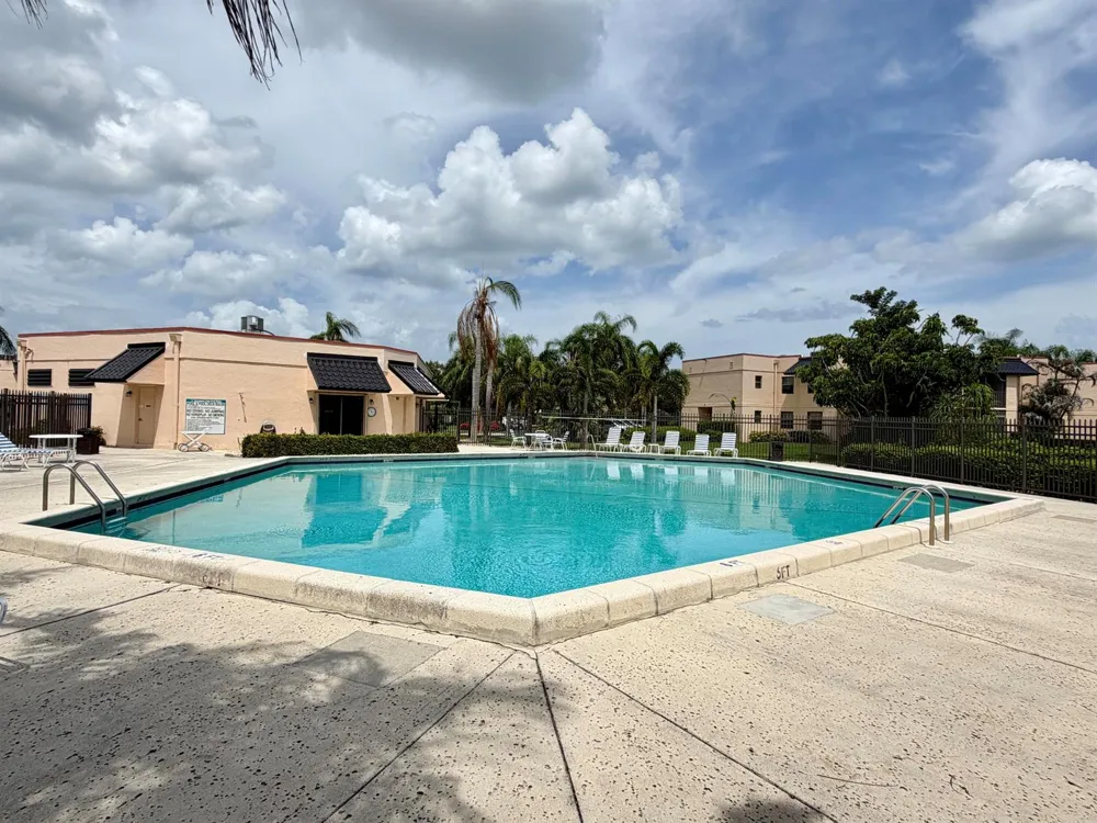 1901 NE COLLINS CIRCLE #9-10 Jensen Beach, FL 34957