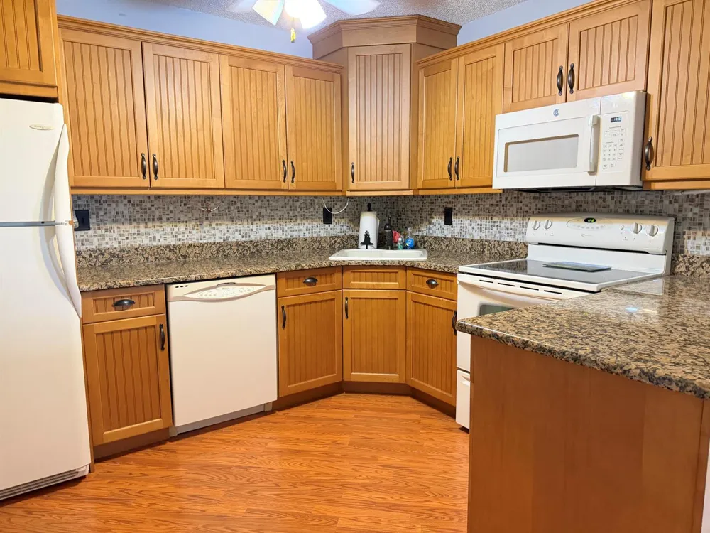1901 NE COLLINS CIRCLE #9-10 Jensen Beach, FL 34957