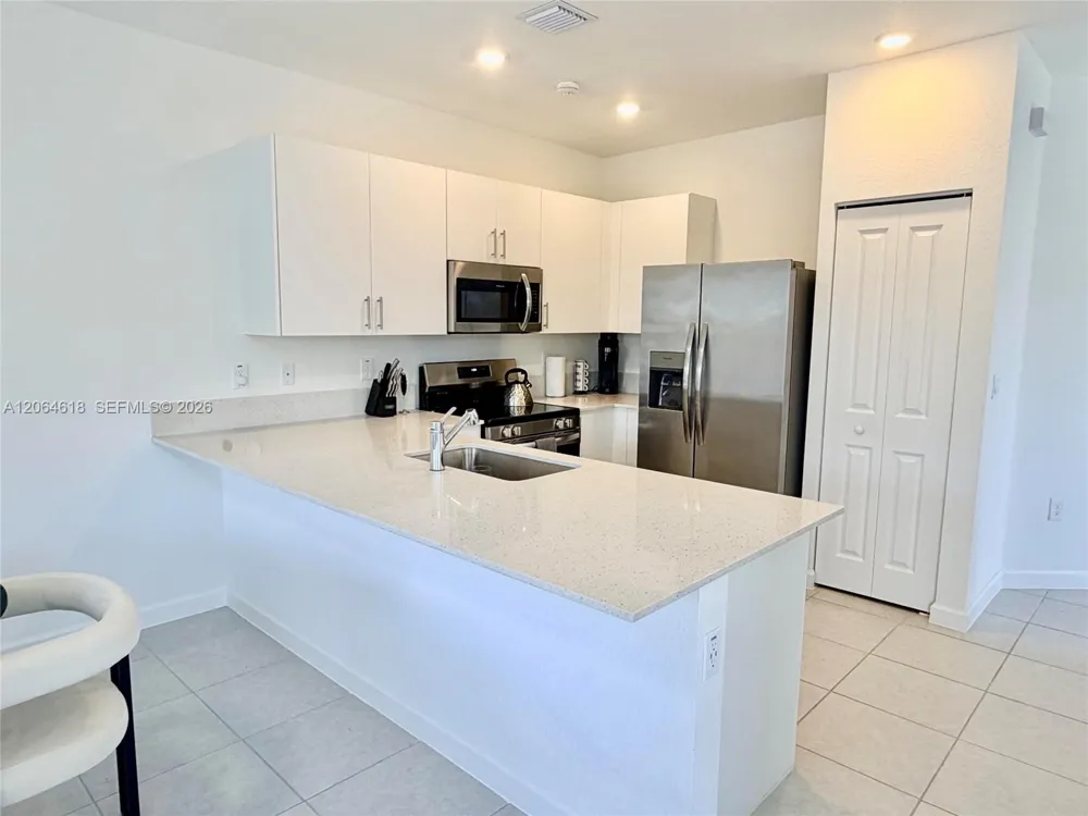11830 NW 46th St Coral Springs, FL 33076