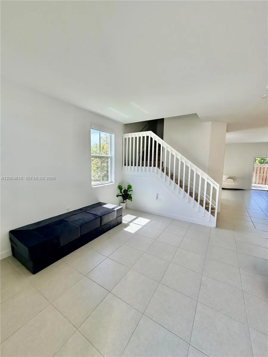 11830 NW 46th St Coral Springs, FL 33076