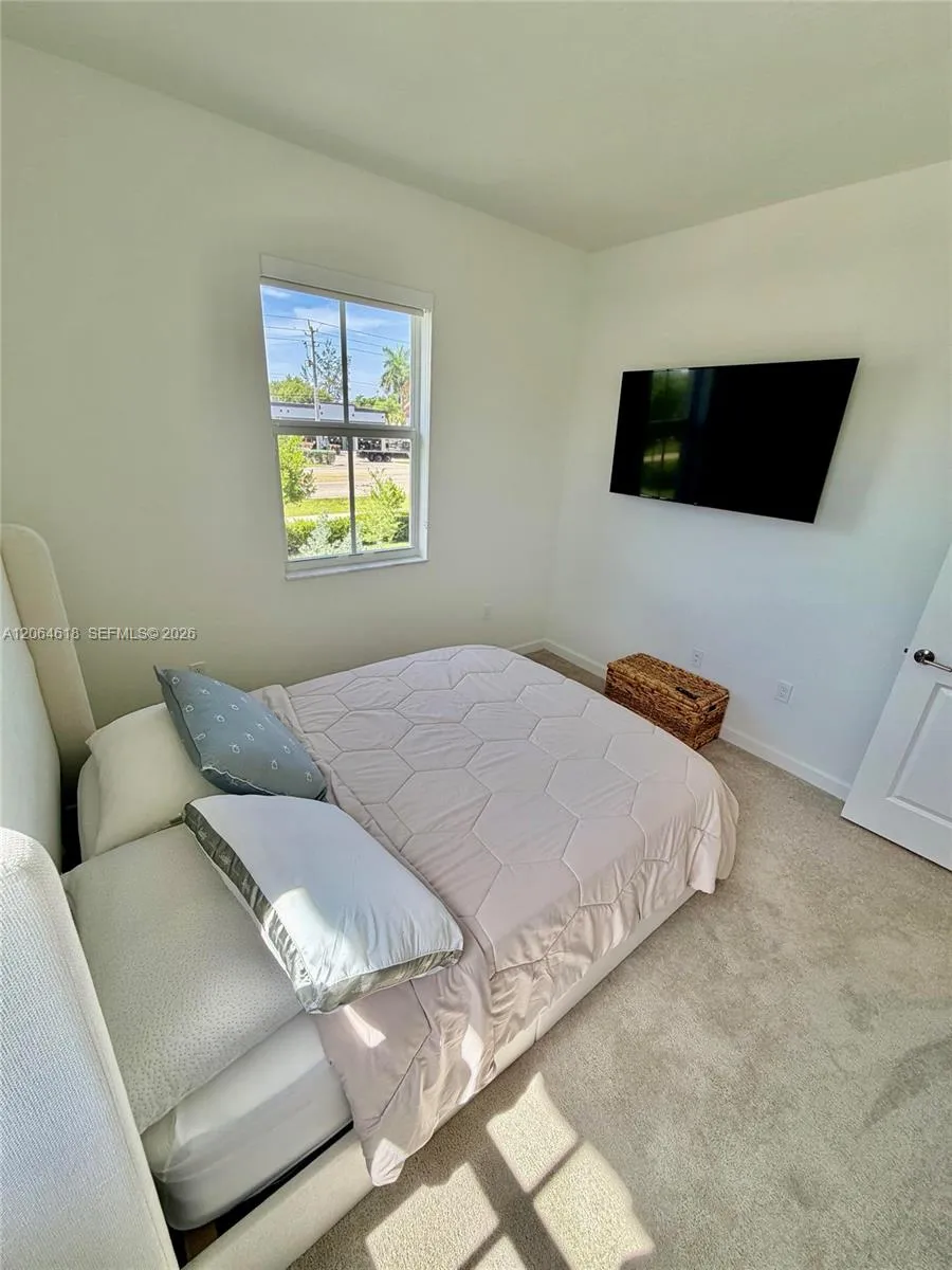11830 NW 46th St Coral Springs, FL 33076