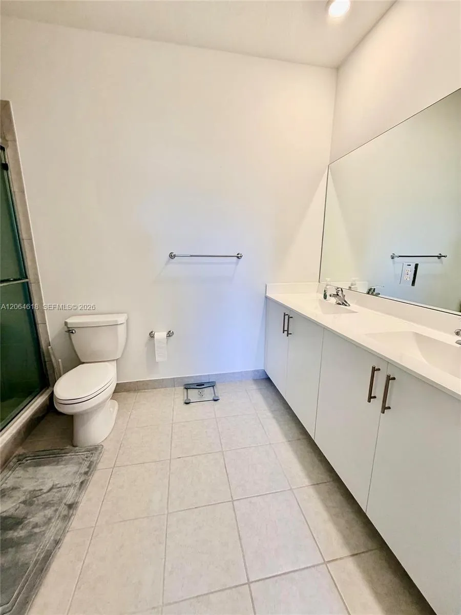 11830 NW 46th St Coral Springs, FL 33076